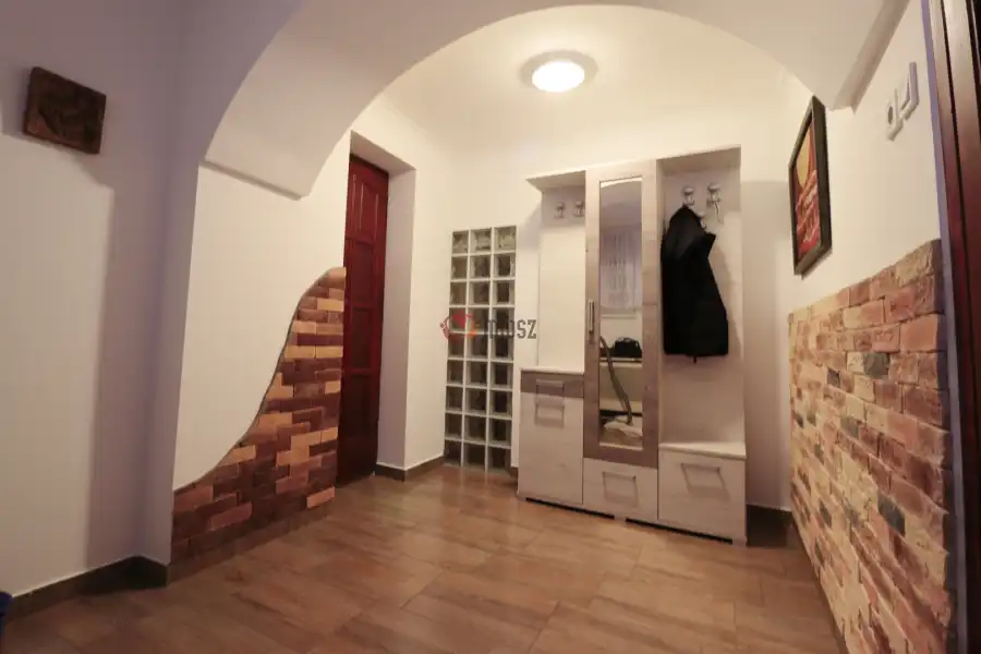 eladó családi ház, Orosháza