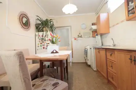 Eladó családi ház, Orosháza 4 szoba 140 m² 36.9 M Ft