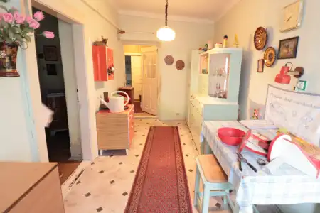 Eladó téglalakás, Orosháza 3 szoba 115 m² 15 M Ft